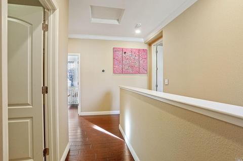 8069 Red Oak Ct, Vallejo, CA 94591 photo 27