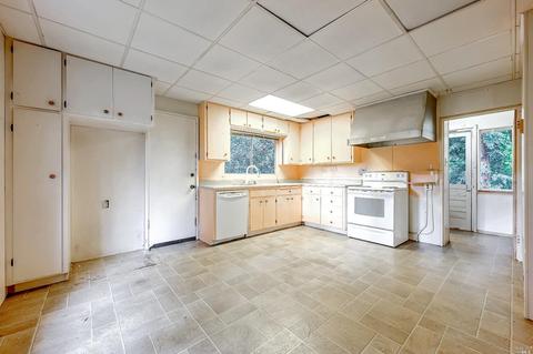 104 Carson Rd, Woodacre, CA 94973 photo 8