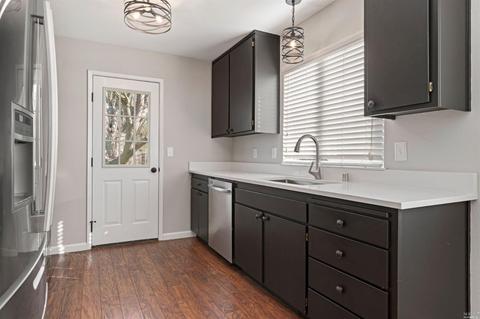 9580 Erika Dr, Windsor, CA 95492 photo 5