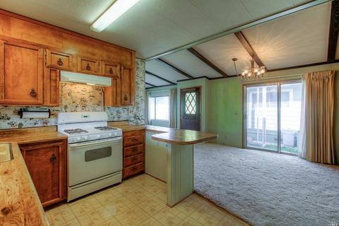 231 Regency Ct, Santa Rosa, CA 95401 photo 10