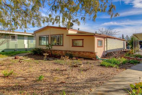 231 Regency Ct, Santa Rosa, CA 95401 photo 3