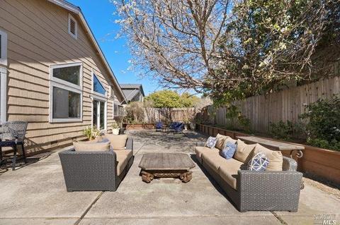 284 Honeydew Dr, Vallejo, CA 94591 photo 23