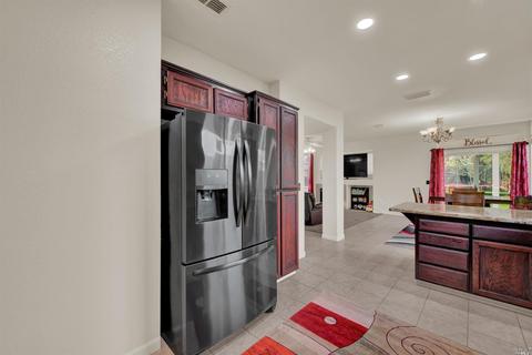503 Edenderry Dr, Vacaville, CA 95688 photo 9