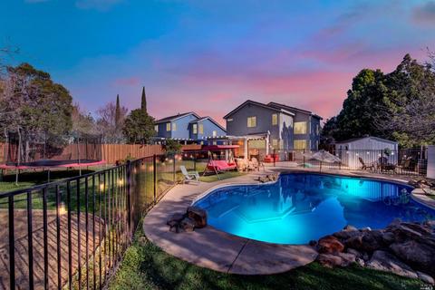 503 Edenderry Dr, Vacaville, CA 95688 photo 2