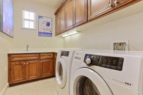 9411 Berkshire Ln, Vallejo, CA 94591 photo 38