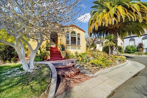 27 Saint Francis Dr, Vallejo, CA 94590 photo 2