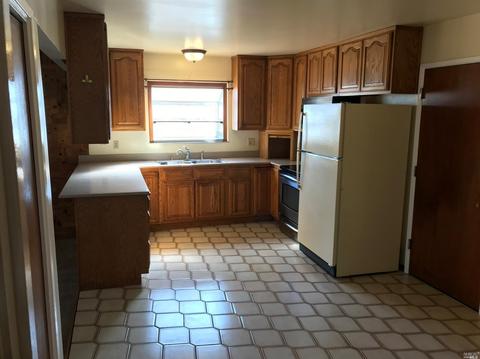3216 Macbeth St, Napa, CA 94558 photo 6