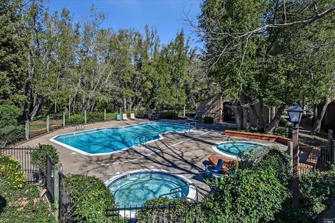 76 Flicker Dr, Novato, CA 94949 photo 23
