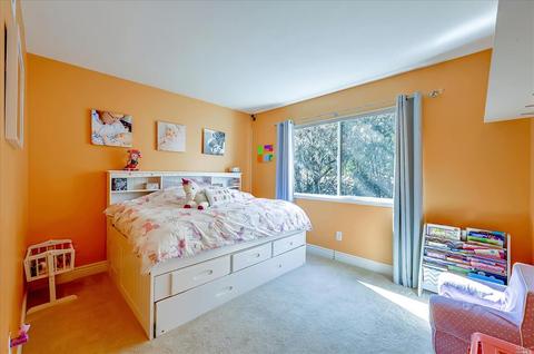 76 Flicker Dr, Novato, CA 94949 photo 17