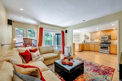 76 Flicker Dr, Novato, CA 94949 photo 8