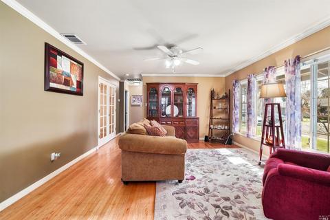 2404 Helen Ave, Vallejo, CA 94591 photo 3