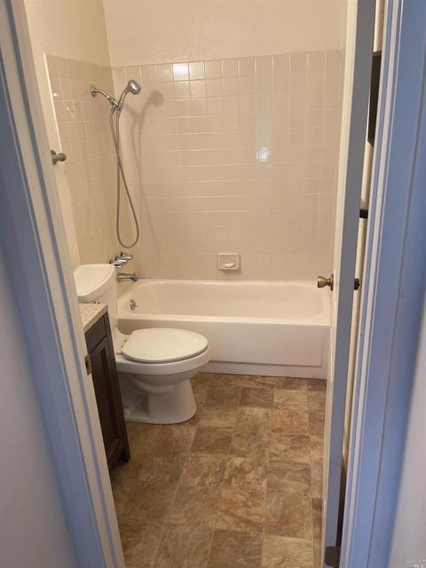 118 Del Norte Ct, Fairfield, CA 94533 photo 3