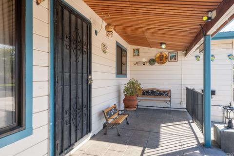 2820 Webb St, Vallejo, CA 94591 photo 2