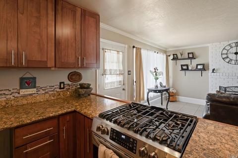 2820 Webb St, Vallejo, CA 94591 photo 12
