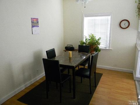 1127 Magazine St, Vallejo, CA 94591 photo 3