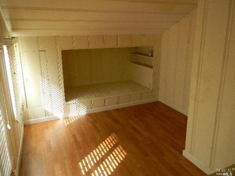 1127 Magazine St, Vallejo, CA 94591 photo 11