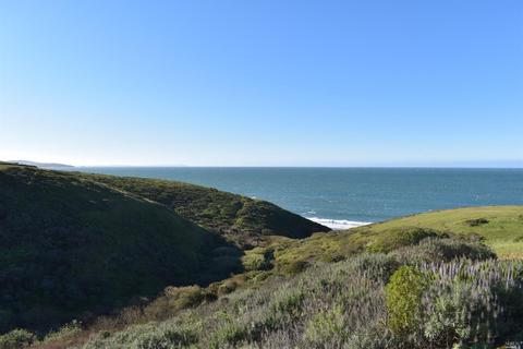603 Swan Dr, Bodega Bay, CA 94923 photo 2