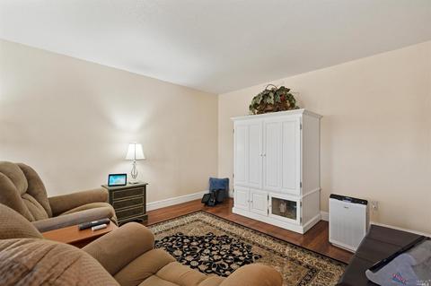 8709 Canyon Oak Dr, Windsor, CA 95492 photo 32