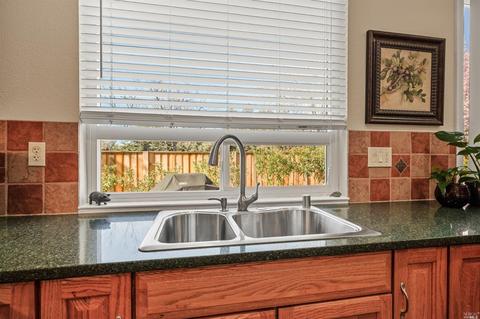 8709 Canyon Oak Dr, Windsor, CA 95492 photo 11