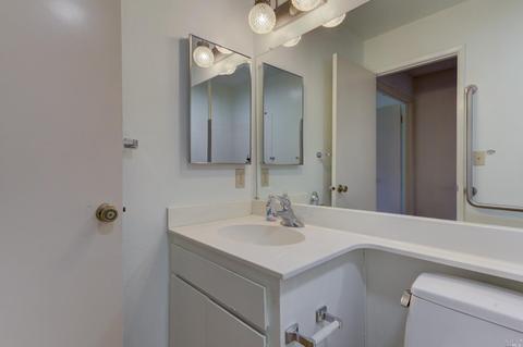 1320 Shea Ter, Vallejo, CA 94591 photo 15