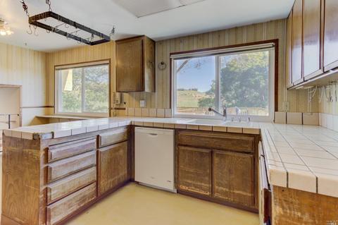 1320 Shea Ter, Vallejo, CA 94591 photo 8