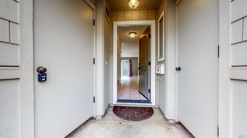 1267 Valley Oak Ct #E, Novato, CA 94947 photo 2