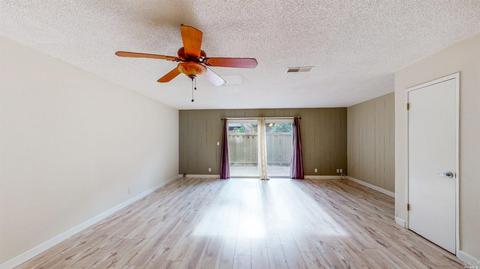 1267 Valley Oak Ct #E, Novato, CA 94947 photo 11