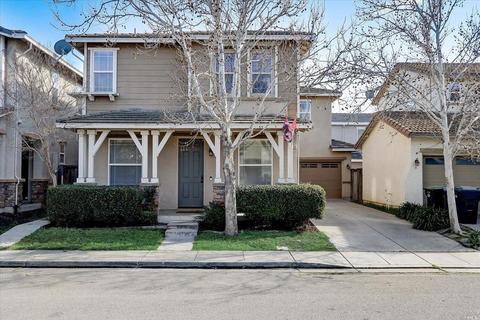 2399 Hanson Dr, Fairfield, CA 94533 photo 2