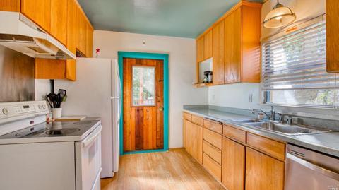 2 Spruce St, Vallejo, CA 94591 photo 10
