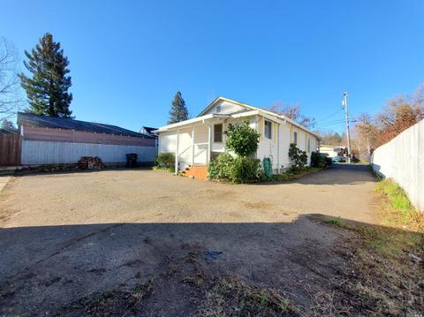 423 Coast St, Willits, CA 95490 photo 4