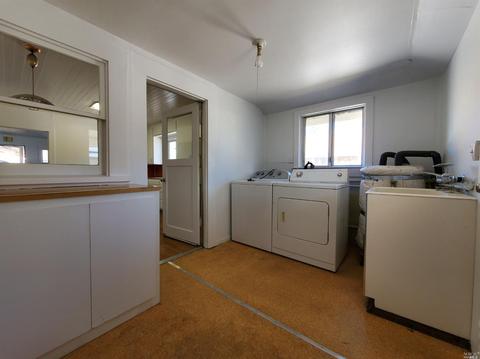 423 Coast St, Willits, CA 95490 photo 15