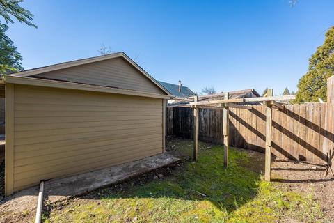 641 Central Ave, Willits, CA 95490 photo 19