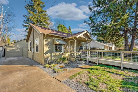 641 Central Ave, Willits, CA 95490 photo 2