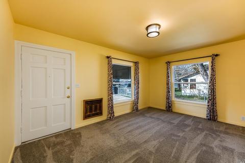 641 Central Ave, Willits, CA 95490 photo 3