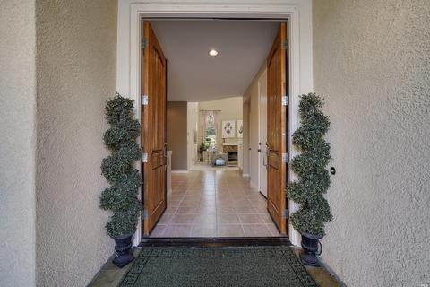 488 Gray Ct, Benicia, CA 94510 photo 9