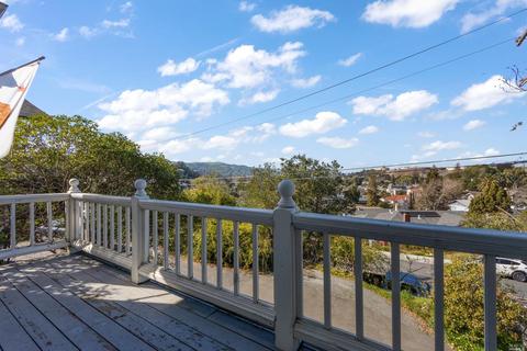 1354 Bush St, Martinez, CA 94553 photo 3