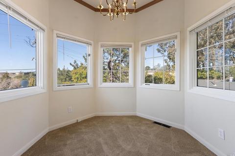 1354 Bush St, Martinez, CA 94553 photo 8