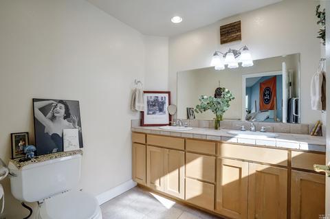 1445 Golf Course Dr, Windsor, CA 95492 photo 14
