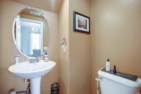 1445 Golf Course Dr, Windsor, CA 95492 photo 42