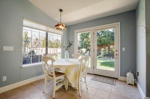 1445 Golf Course Dr, Windsor, CA 95492 photo 10