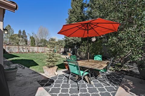 1445 Golf Course Dr, Windsor, CA 95492 photo 3