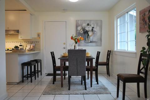 208 Sutter St, Petaluma, CA 94954 photo 5