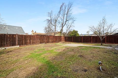 548 Empire Dr, Ukiah, CA 95482 photo 19