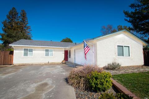 740 Mckenzie Ct, Dixon, CA 95620 photo 3