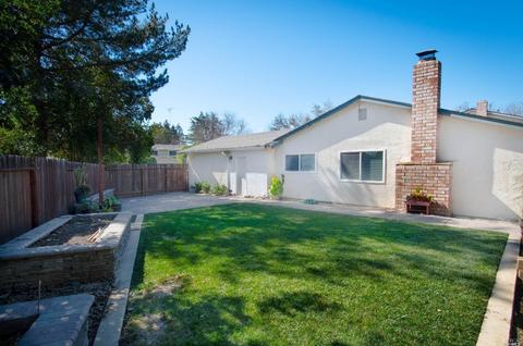 740 Mckenzie Ct, Dixon, CA 95620 photo 7