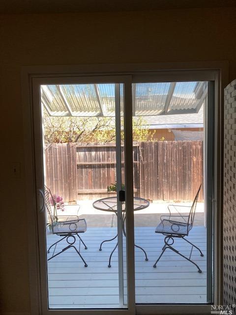 560 Empire Dr, Ukiah, CA 95482 photo 8