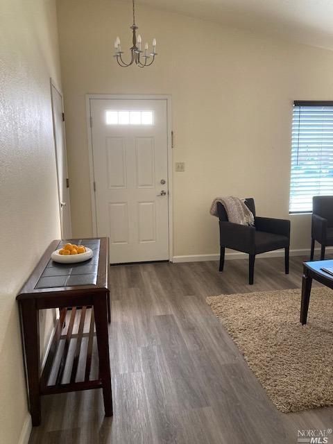 560 Empire Dr, Ukiah, CA 95482 photo 3
