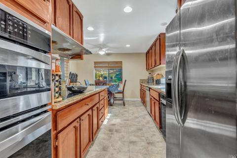 100 Doncaster Dr, Vallejo, CA 94591 photo 3