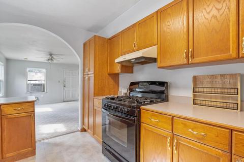 783 N Pine St, Ukiah, CA 95482 photo 5