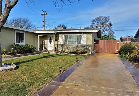 2066 Robin Dr, Fairfield, CA 94533 photo 2